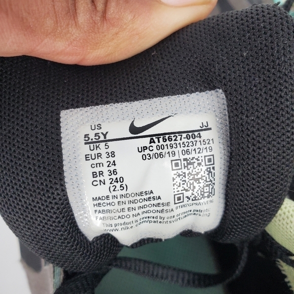 Nike Air Max Running Shoes Grey Black Purple AT5628 004 Size 5.5 Youth 7 Women - Picture 3 of 14